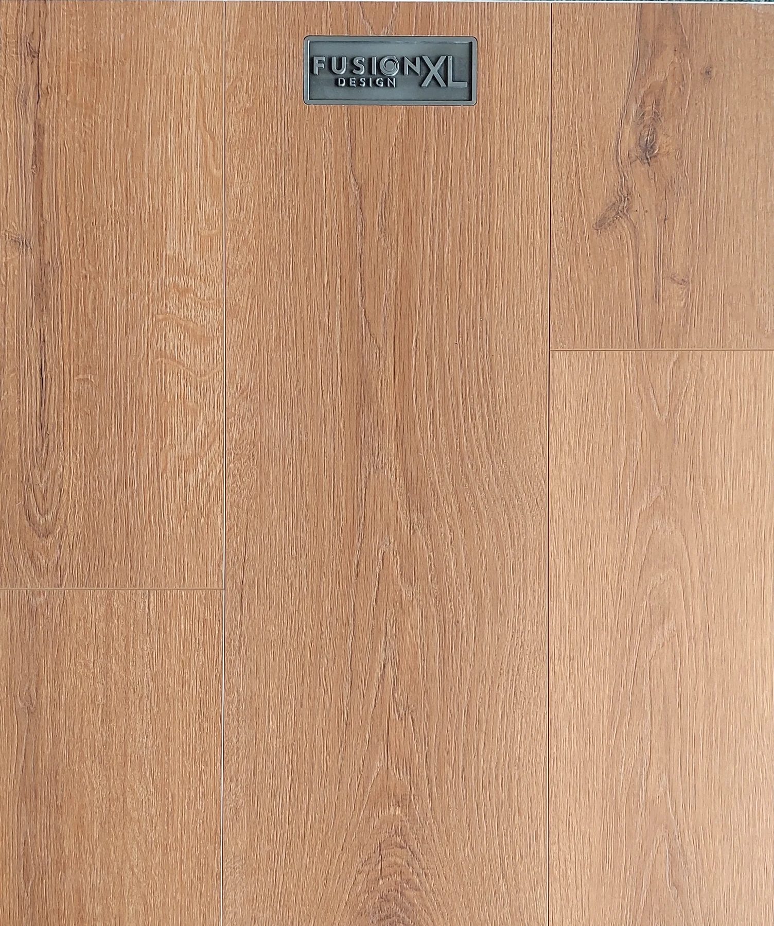 Tamarind Fusion Design XL · Laminate · Chesapeake · Fusion Design XL · flooring sample photo · Floor World Ephrata PA