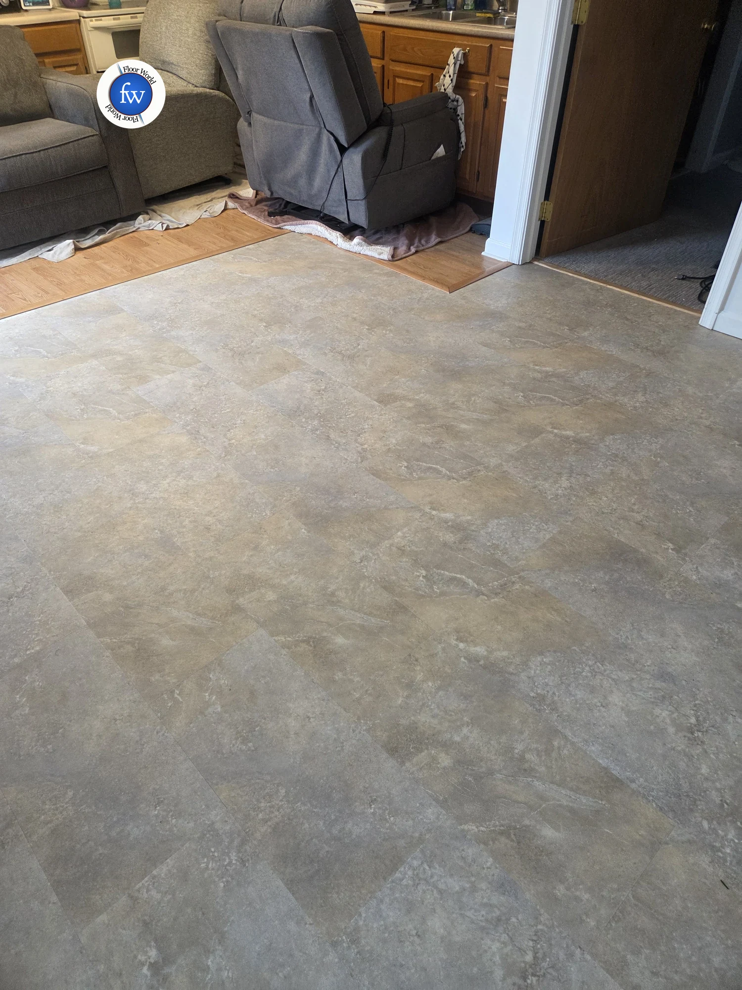 Maiden's Veil Athena · Luxury Vinyl Plank/Tile · Mannington · Adura · installed room photo · Floor World Ephrata PA